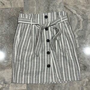 H&M Gray and White Striped Skirt